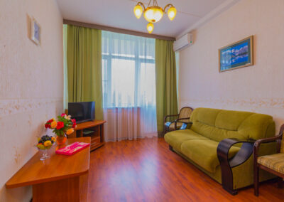 Номер 2 местный 2 комнатный 1 категории в санатории Лесная Поляна в городе Пятигорске - фотография