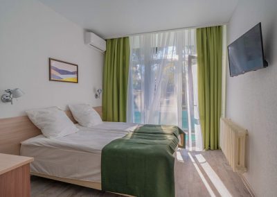 Двухместный номер ПК 2 корпус 1 этаж в кардиологическом отделении в санатории Лесная Поляна в городе Пятигорске - фотография