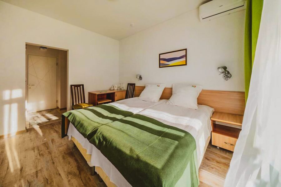 Двухместный номер ПК 2 корпус 1 этаж в кардиологическом отделении в санатории Лесная Поляна в городе Пятигорске - фотография