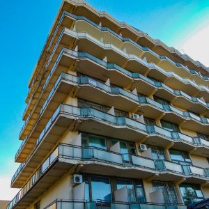 Фасад санатория Лесная Поляна в городе Пятигорске - фотография