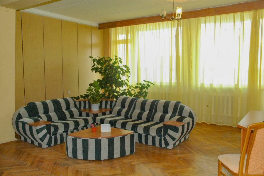 Холл в санатории Лесная Поляна в городе Пятигорске - фотография