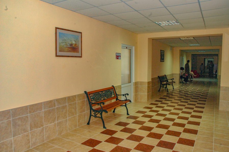 Коридор в санатории Лесная Поляна в городе Пятигорске - фотография