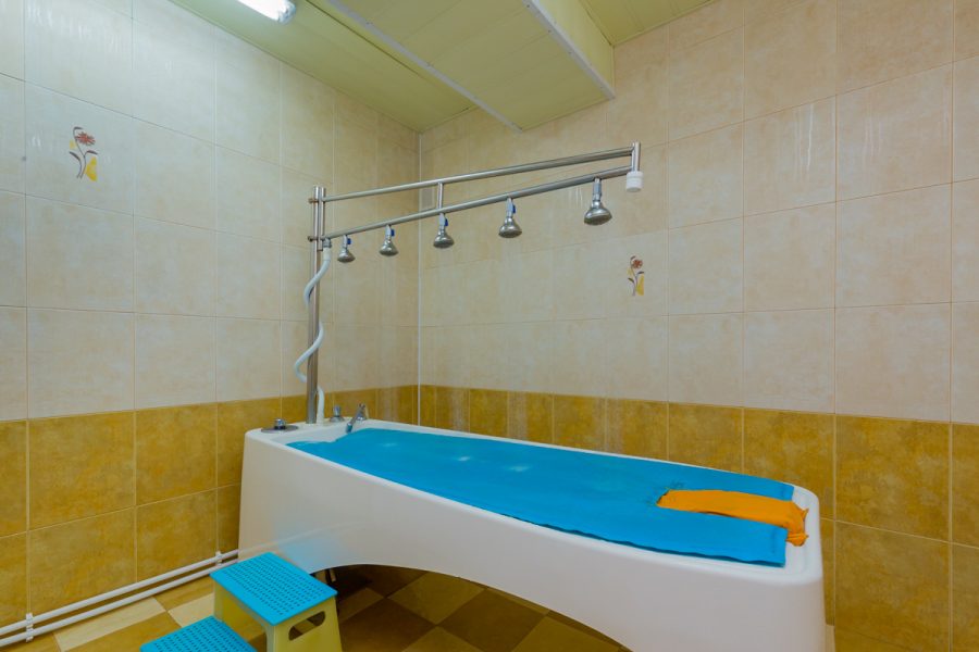 Душ Виши в санатории Лесная Поляна в городе Пятигорске - фотография