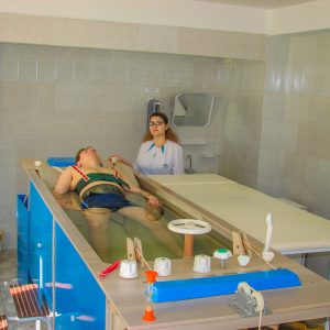 Подводное вытяжение позвоночника в санатории Лесная Поляна в городе Пятигорске - фотография