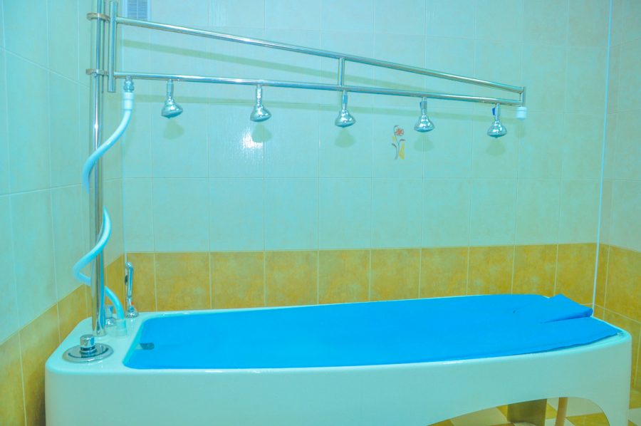 Душ Виши в санатории Лесная Поляна в городе Пятигорске - фотография