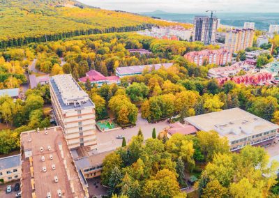 Общий вид санатория Лесная Поляна в городе Пятигорске - фотография