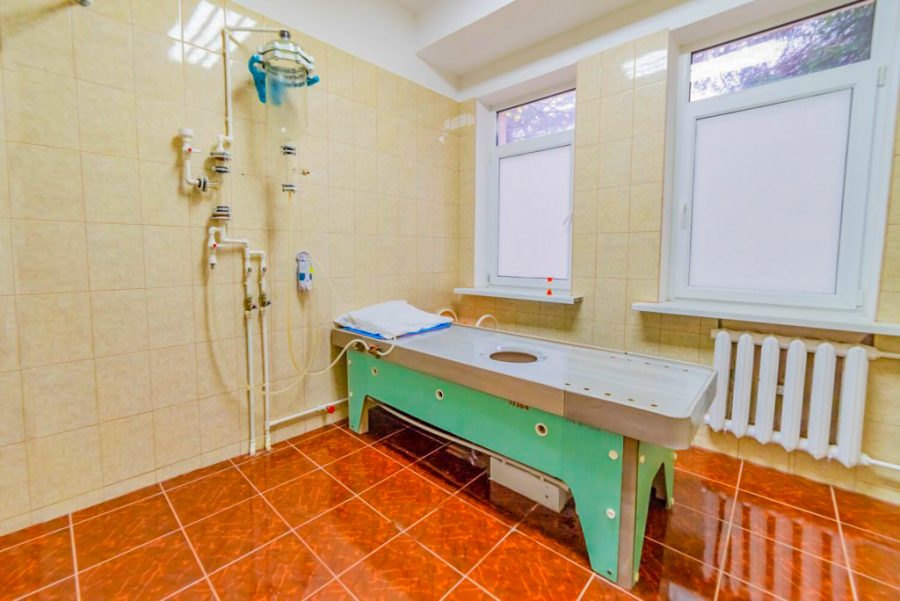 Сифонное промывание кишечника в санатории Лесная Поляна в городе Пятигорске - фотография