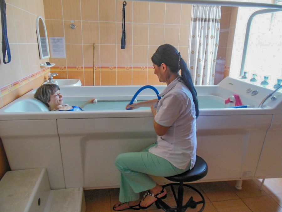 Подводный душ массаж в санатории Лесная Поляна в городе Пятигорске - фотография