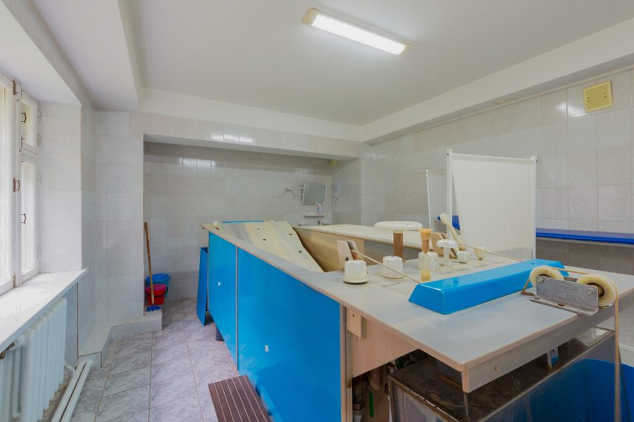 Подводное вытяжение позвоночника в санатории Лесная Поляна в городе Пятигорске - фотография