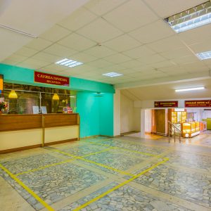 Ресепшн в санатории Лесная Поляна в городе Пятигорске - фотография