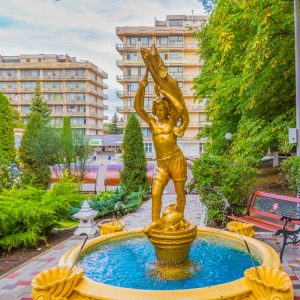Фонтан в санатории Лесная Поляна в городе Пятигорске - фотография