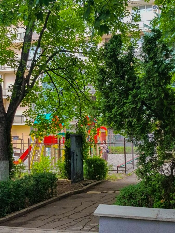 Территория в санатории Лесная Поляна в городе Пятигорске - фотография