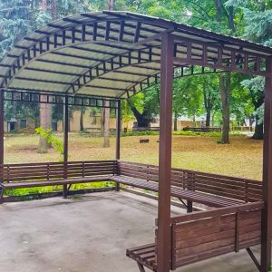 Территория в санатории Лесная Поляна в городе Пятигорске - фотография