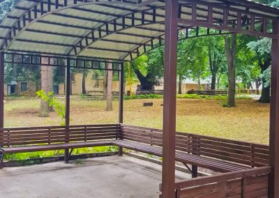 Территория в санатории Лесная Поляна в городе Пятигорске - фотография