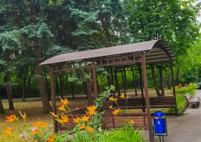 Территория в санатории Лесная Поляна в городе Пятигорске - фотография