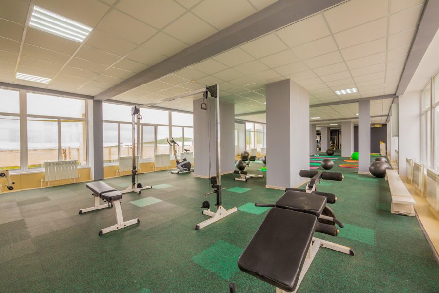 Тренажерный зал в санатории Лесная Поляна в городе Пятигорске - фотография