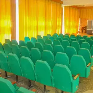 Актовый зал в санатории Лесная Поляна в городе Пятигорске - фотография