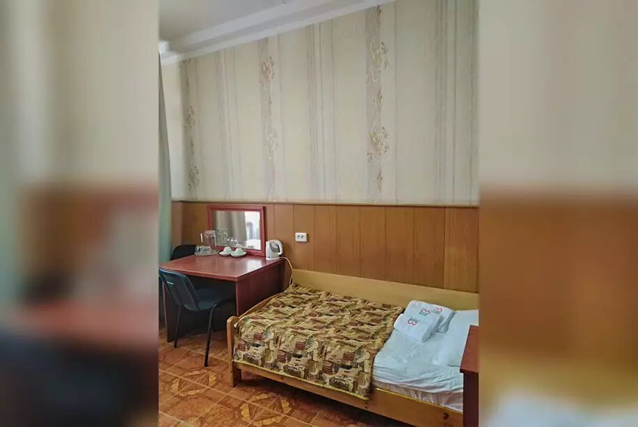 Двухместный номер в 1 корпусе 2 категории в кардиологическом отделении в санатории Лесная Поляна в городе Пятигорске - фотография