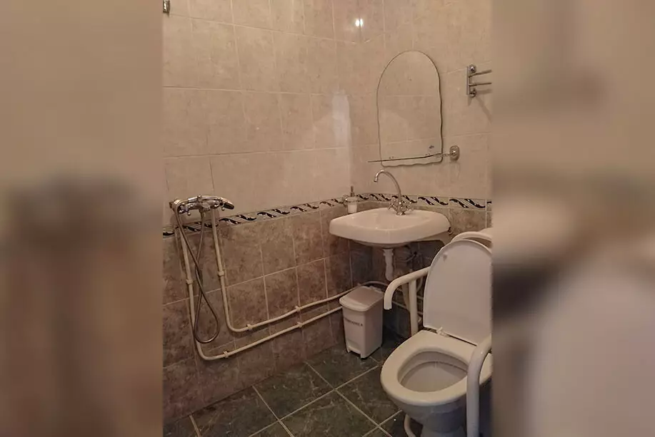 Двухместный номер в 1 корпусе 2 категории в кардиологическом отделении в санатории Лесная Поляна в городе Пятигорске - фотография