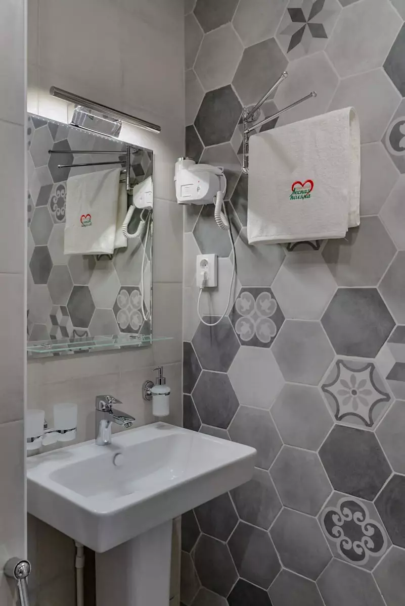 Двухместный номер ПК 2 корпус 1 этаж в кардиологическом отделении в санатории Лесная Поляна в городе Пятигорске - фотография