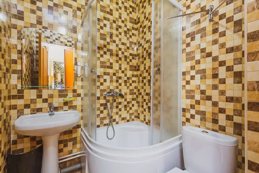 Одноместный номер 1 категории комфорт в общетерапевтическом отделении в санатории Лесная Поляна в городе Пятигорске - фотография