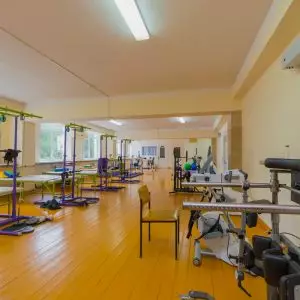 Тренажерный зал в санатории Лесная Поляна в городе Пятигорске - фотография